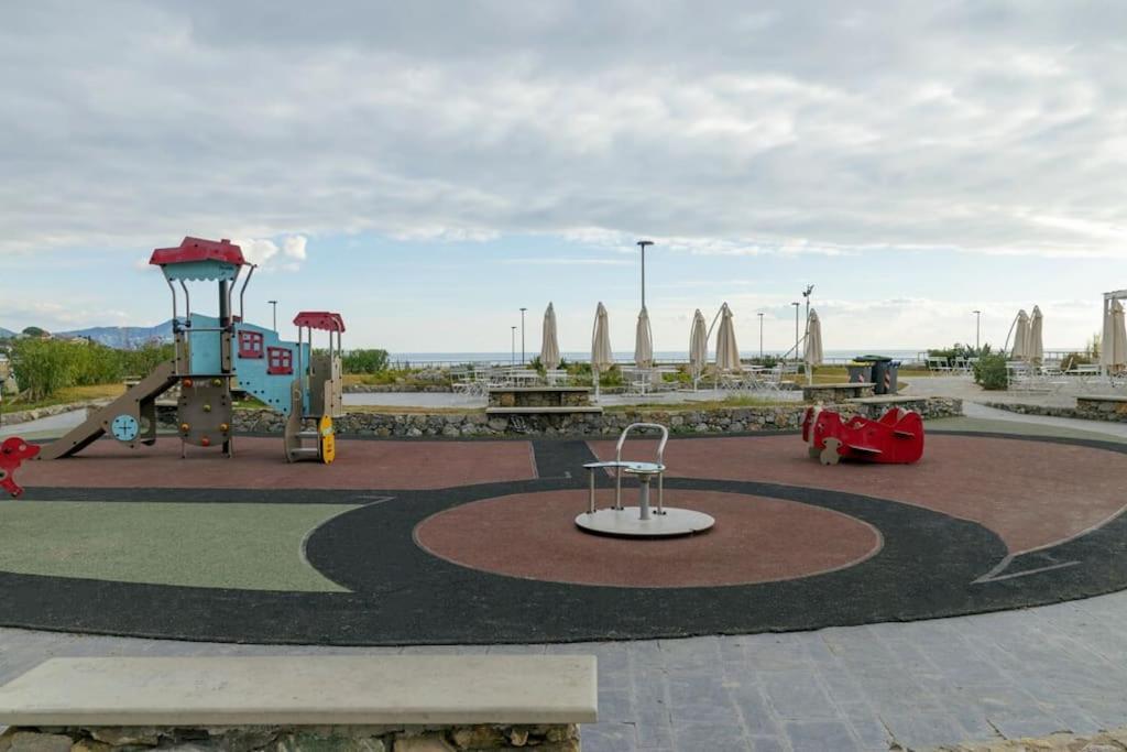 Pisi Home, 2 Min Dalla Spiaggia E Dall' Ospedale Gaslini Genoa Ngoại thất bức ảnh