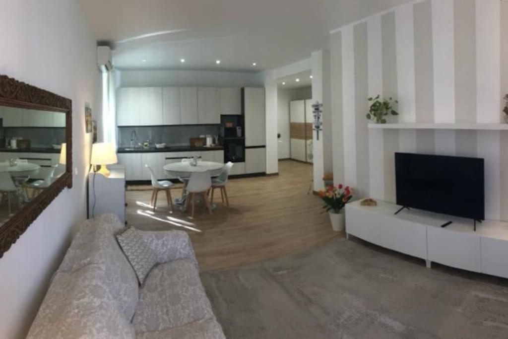 Pisi Home, 2 Min Dalla Spiaggia E Dall' Ospedale Gaslini Genoa Ngoại thất bức ảnh